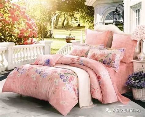 粉紅色床單 銅雕擺飾